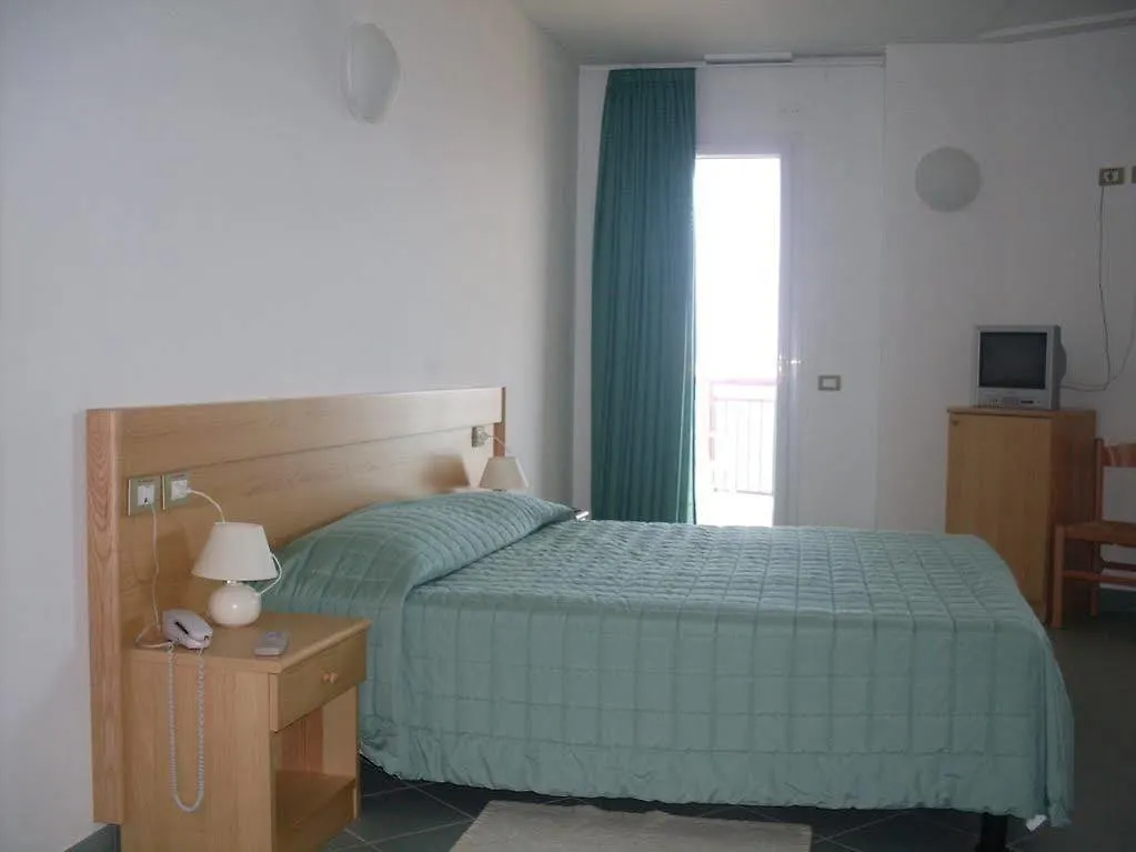 Hotel Soleado Альгеро 4*,  Италия