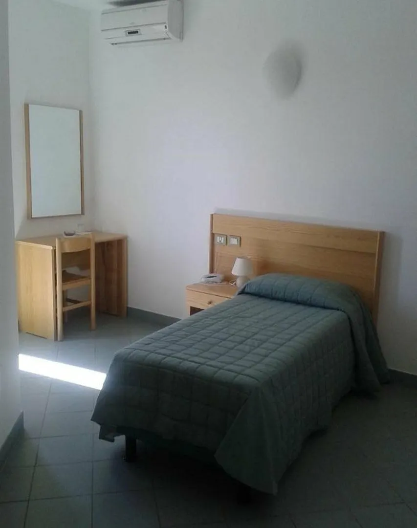 Hotel Soleado Альгеро