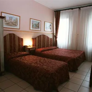 https://ariston-mestre.hotelslidodijesolo.com