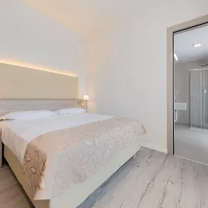 https://quality-hotel-delfino-venezia-mestre.hotelslidodijesolo.com