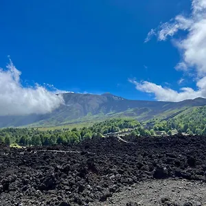  Apartment Etna Accogliente Nel Cuore Di Italy